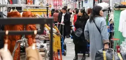 服装人必看！全国9大批发市场盘点，价低货足款式多！