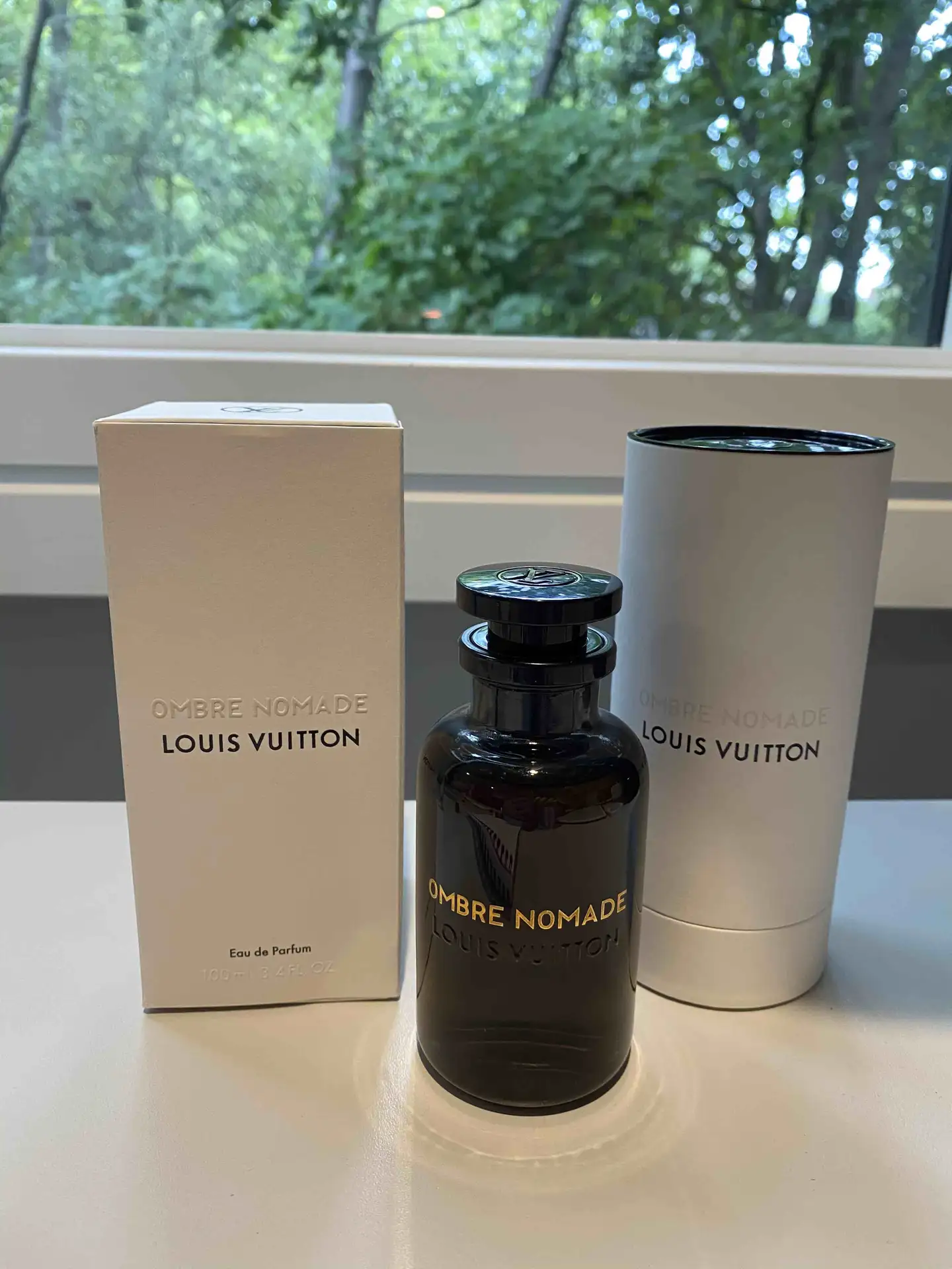 Louis Vuitton Ombre Nomade 路易威登浮影】乌木焚香小红莓 - 知乎