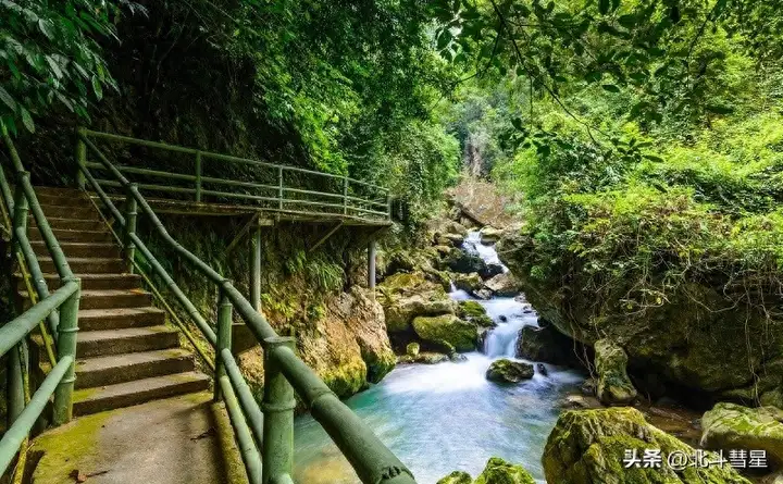 广西旅游攻略必去景点推荐，广西十大必玩景区排名