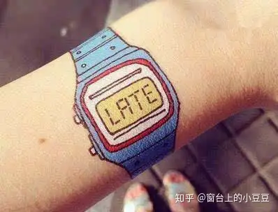 还记得小时候在手腕上画的手表吗?