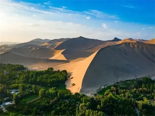 青海旅游带什么东西（去青海旅游需要带什么必需品）