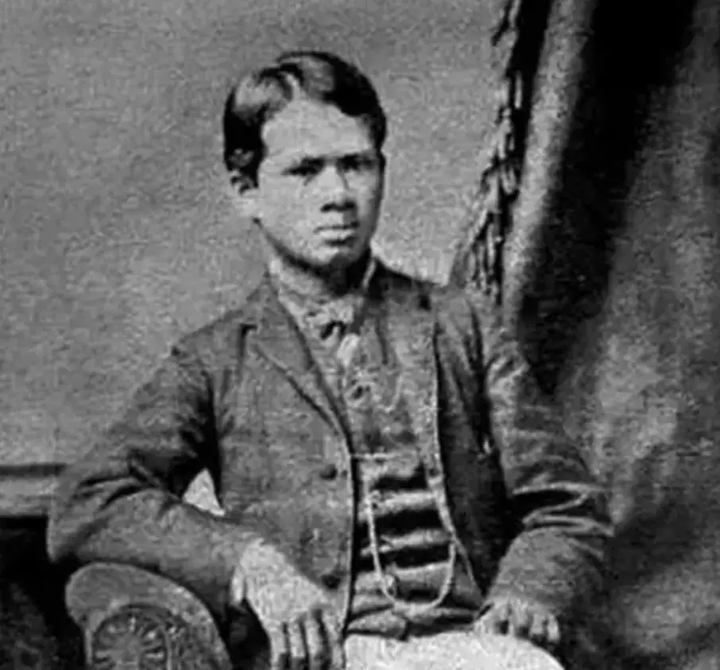 姓宋人口_两爹一个姓唐一个姓宋,都给娃起名,户口工作人员 真有文化内涵(2)