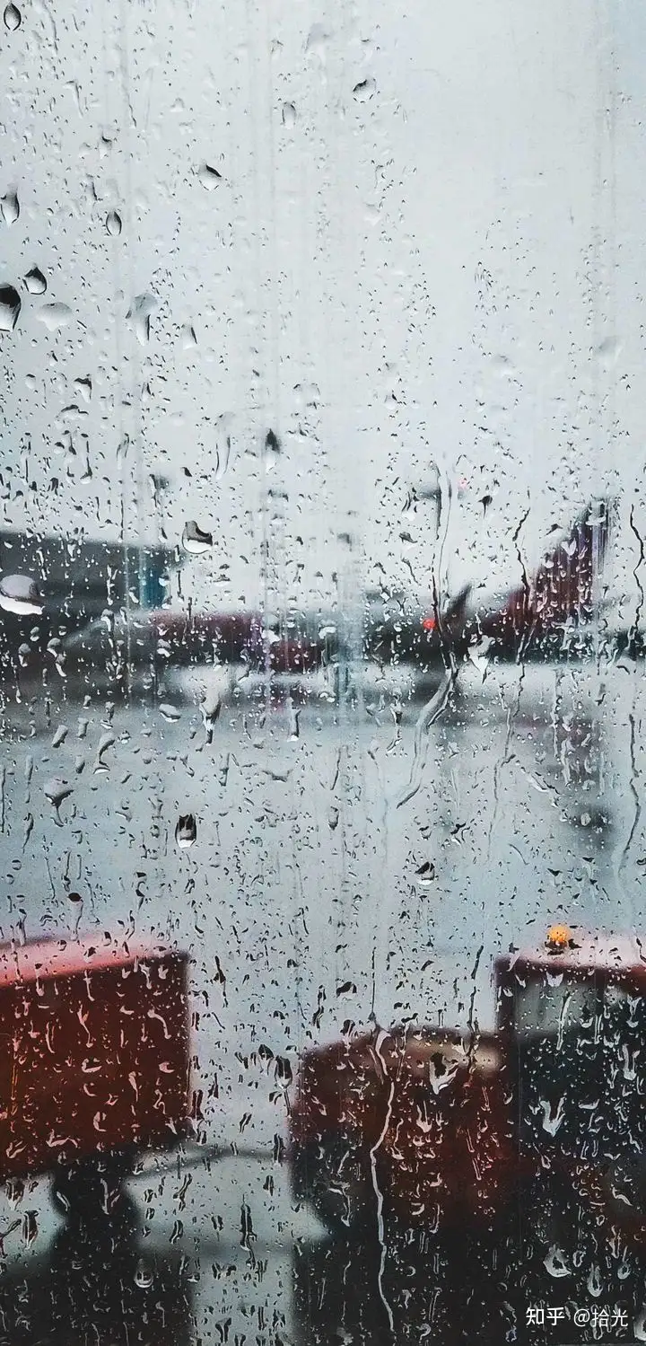 雨天壁纸伤感图片动漫 动漫风格的雨景壁纸 繁华城市的手机壁纸 知乎