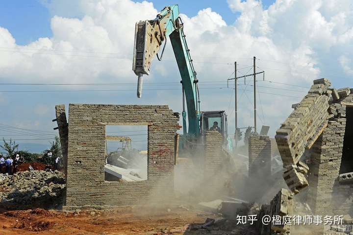 區,南至向莆鐵路,西至西環線,東至320國道)規劃紅線範圍內國有土地和