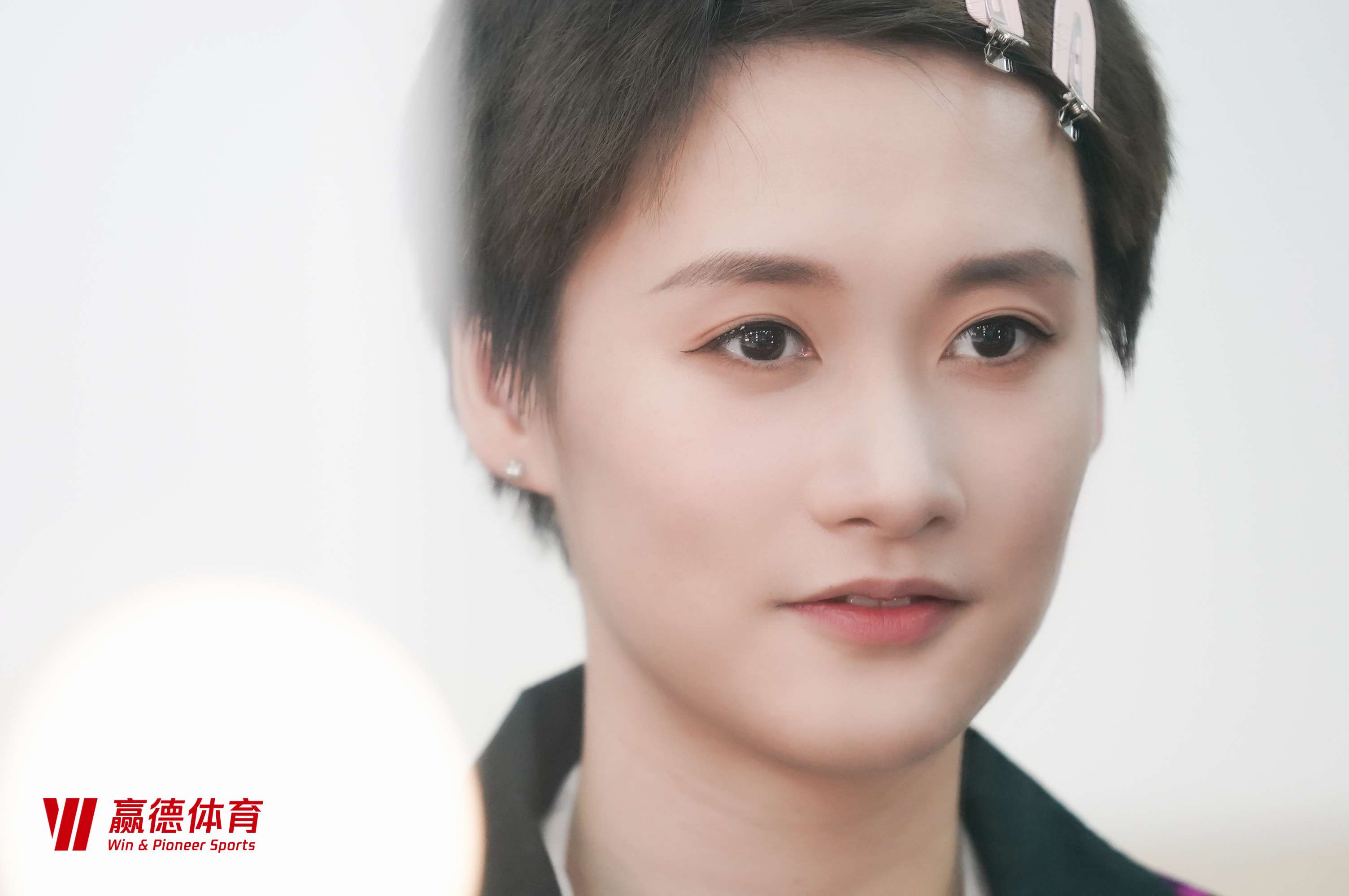 赢德体育 的想法: 【赢德体育 陈雨菲 时尚芭莎】 赛场上坚… - 知乎