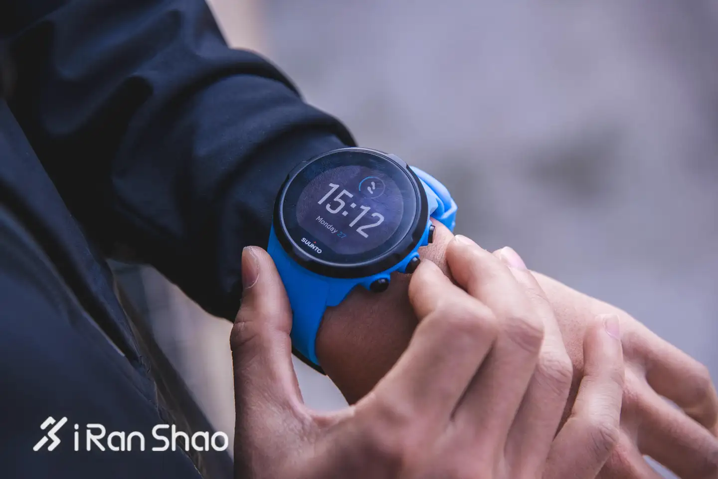 現品限り一斉値下げ！ SUUNTO SPARTAN 心拍計 防水 GPS HR WRIST SPORT