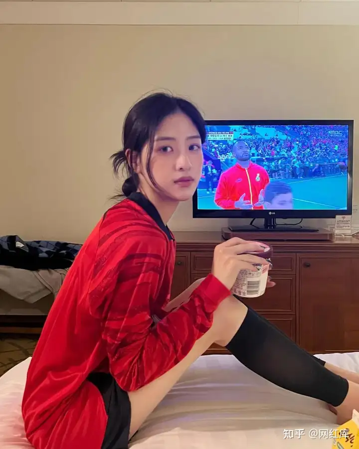 INS美女|韩国网红Yunnie，盐系小美女 Facebook-第23张