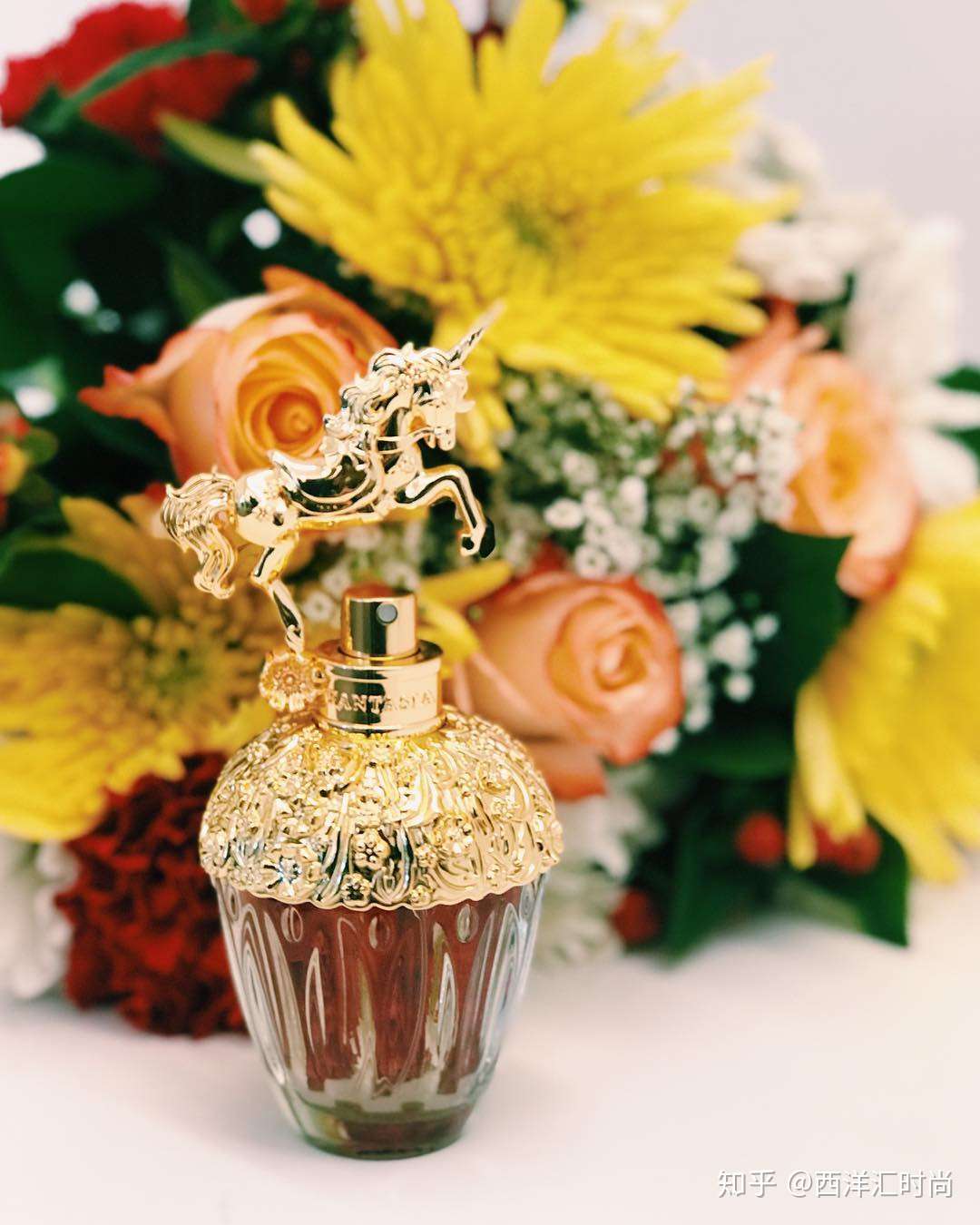 比好评如潮的anna Sui安娜苏香水更吸引人的 居然是佟丽娅 戚薇都上身的这款合作系列 知乎