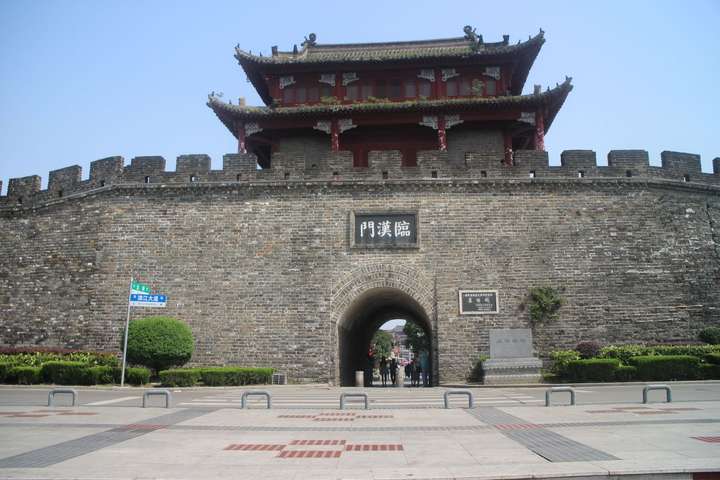 如果蒙宋大战时襄阳城头有一挺重机枪(不会坏且子弹无限充足),能改变