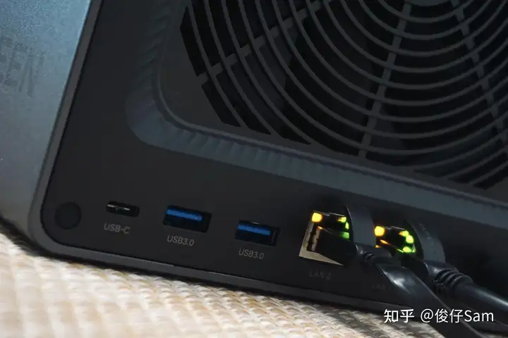 绿联 DX4600 评测:DIY 属性更强,依然易上手