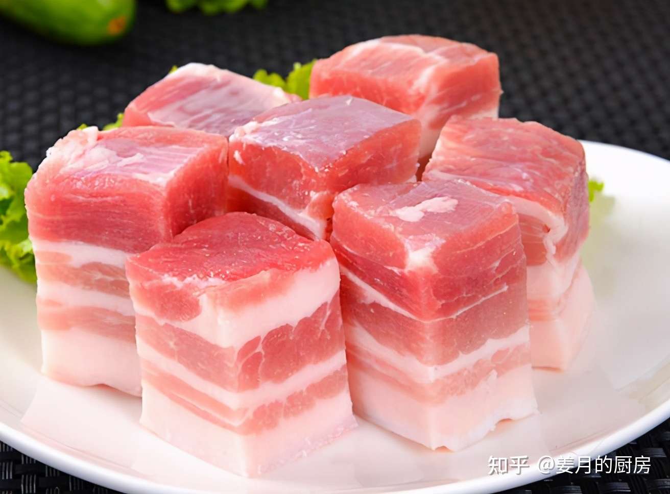 买五花肉 选择上五花还是下五花肉 牢记这3点 避免再被忽悠 知乎