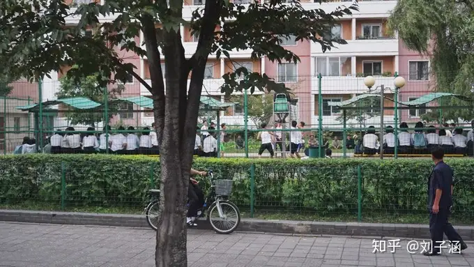 北朝鲜的四天三夜：穿越时间的地平线，告别异乡的“陌路人”