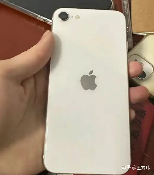 苹果为什么不推出新款iPhone SE了？目前iPhoneSE3还值得入手吗？ - 知乎