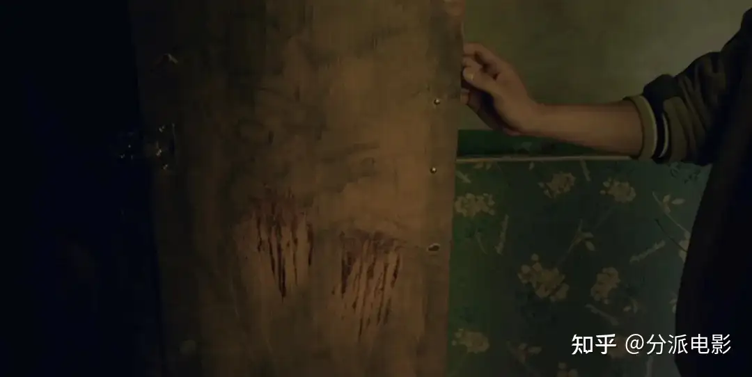 《凶宅专卖店》凶猛刺激！看得脊背发凉！