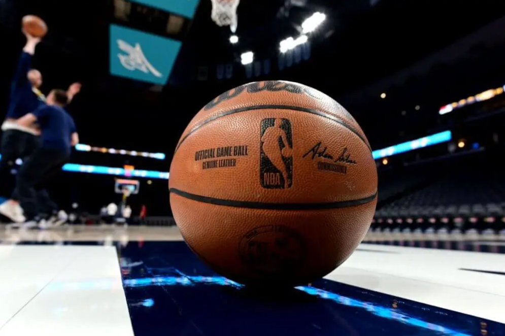 篮球燃区 的想法: nba正商讨在比赛中加入假摔惩罚的可能性 … - 知乎