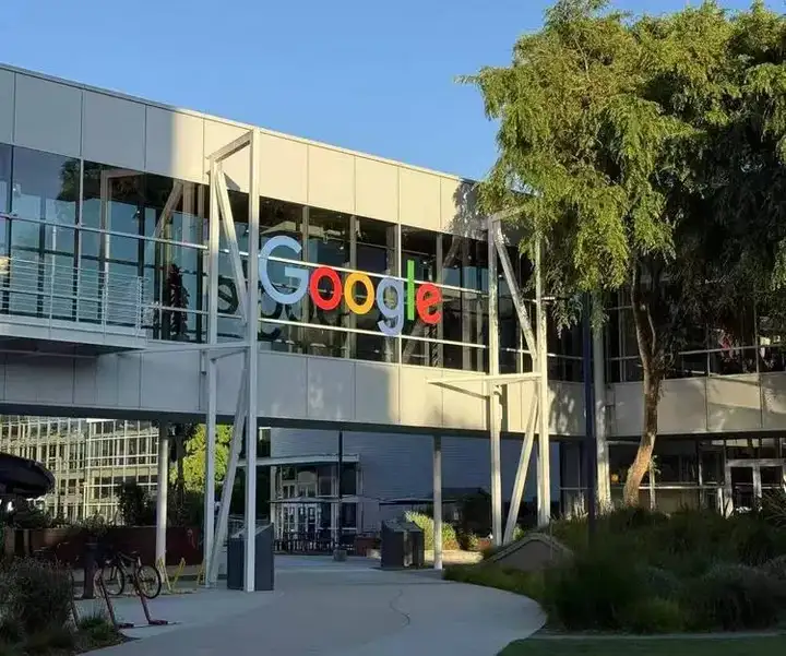 Google和百度再度踏入同一条河流