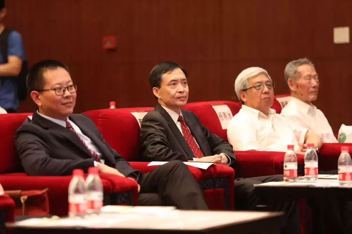 明园蜂蜜怎么样(明园蜂蜜质量可靠吗)插图 明园蜂蜜怎么样(明园蜂蜜质量可靠吗)