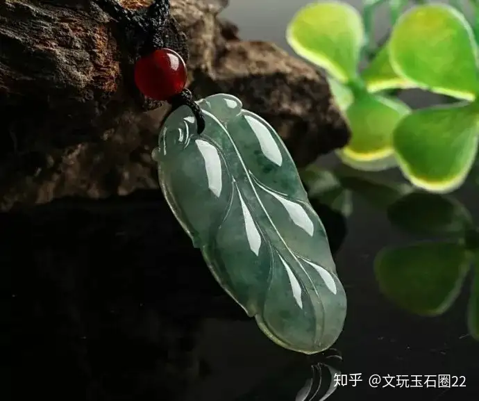 怎么理解翡翠金枝玉叶的寓意？购买时,我们要注意什么？ 