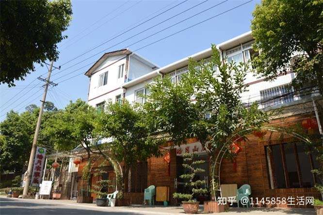 重庆玉峰山皓月山庄农家乐 一千平米场地 二十多亩鱼塘垂钓园 知乎