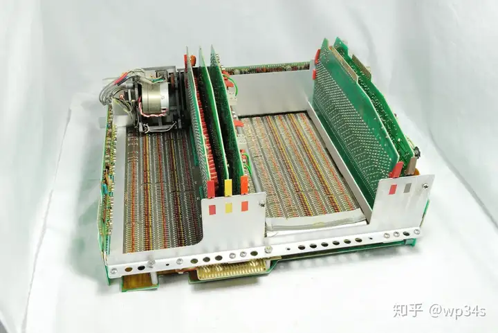 电与磁的极致艺术~1968年的HP9100A晶体管计算器(机)-2