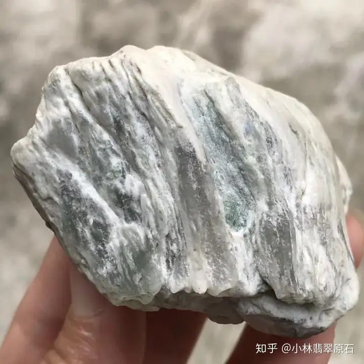 什么是翡翠原石