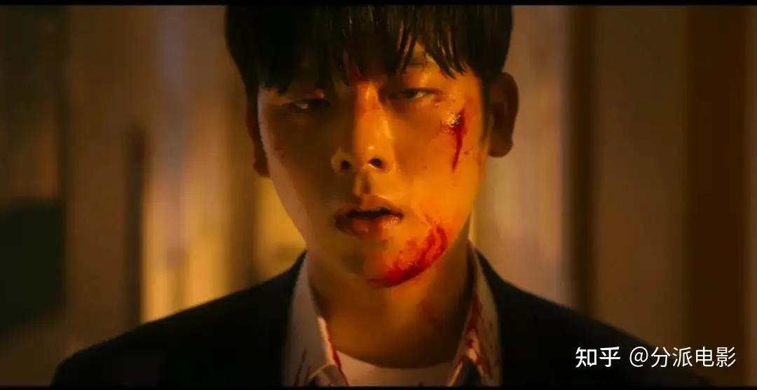 《ONE:高中英雄们》热血、动作、拳拳到肉,比《弱小英雄》好看