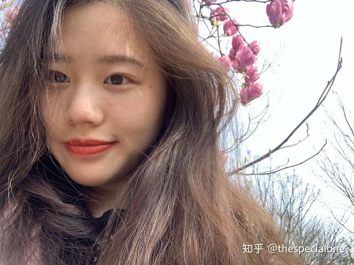 不开滤镜和美颜,不要粉底的纯素颜女生会有多好看?