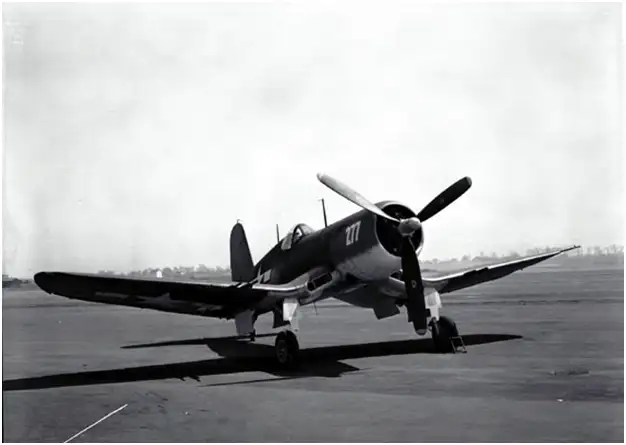 コルセア戦闘機ガスライター】 米軍Ｆ４Ｕ-１ 1960～70年代 日本製