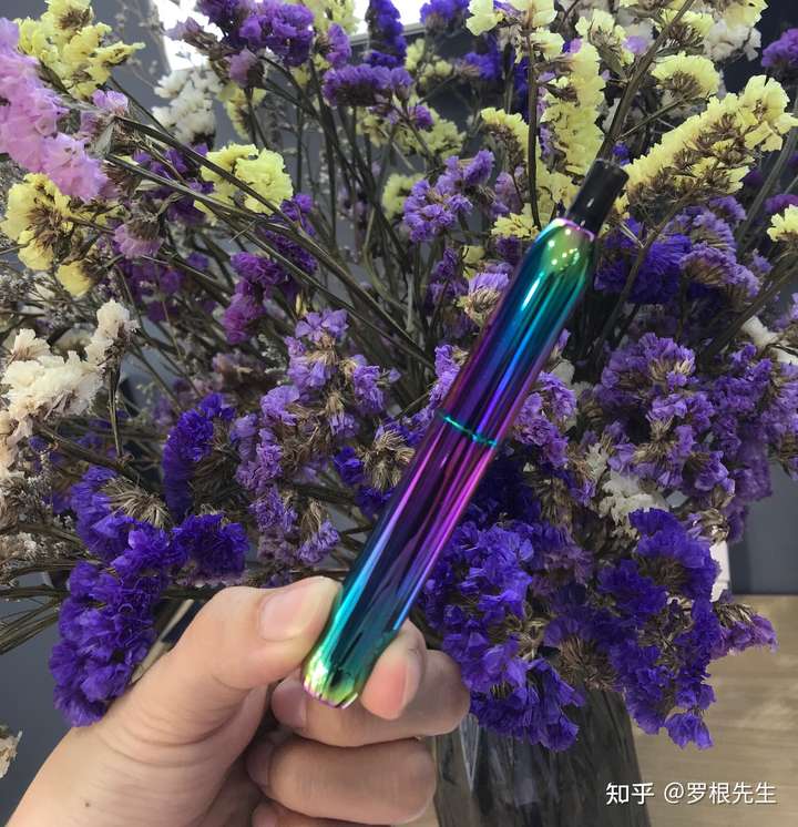 西素的k1 pro炫彩.个人觉得还是不错的