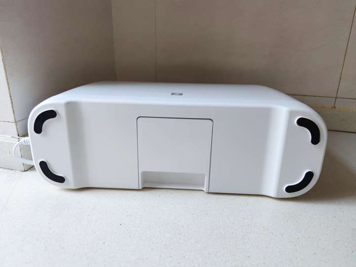 雷军推荐的厨房好物:FIVE智能刀筷砧板杀菌架,你会不会喜欢?