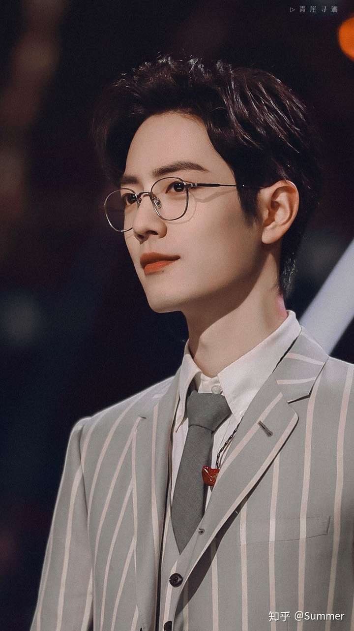 最喜欢的肖战的照片是哪一张?