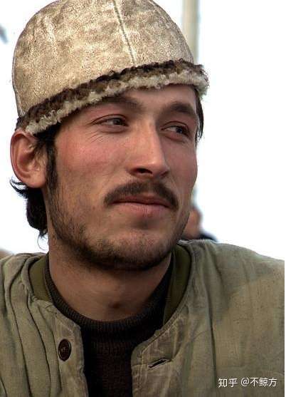 怎样才能认识新疆小哥哥?