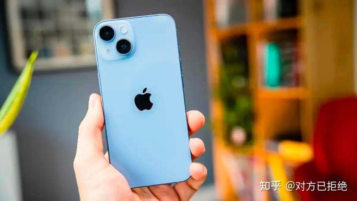 iPhone14与荣耀Magic5哪个好 苹果14与荣耀Magic5全面对比优缺点明显