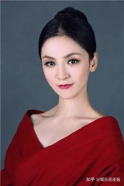 唐诗逸:6岁学舞,23岁获金星认可,如今在《浪姐3》中备受欢迎!