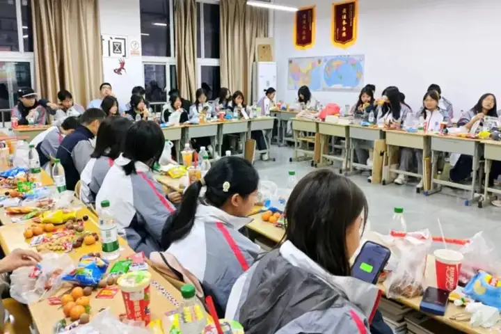 【活力校园】执笔逐梦不倦 乘风万里可期 | 计算机应用专业2505班级风采展(图11) 【活力校园】执笔逐梦不倦 乘风万里可期 | 计算机应用专业2505班级风采展(图11)