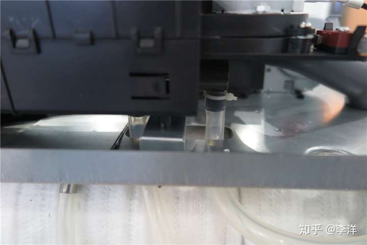 拆机详解:德普嵌入式蒸烤箱T550,内部详情曝光 电器拆机百科 第18张-巨头拆机测评网 拆机详解:德普嵌入式蒸烤箱T550,内部详情曝光 电器拆机百科 第18张