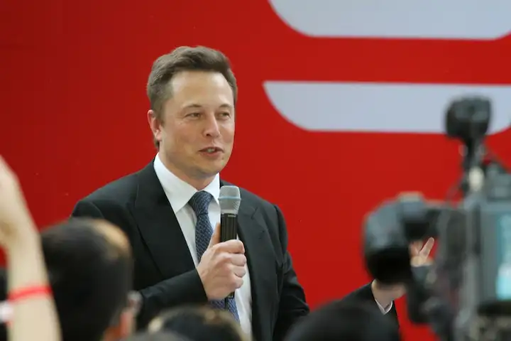 马斯克带钱来华“挖隧道”启动Boring项目，扬言要还地面交通一个清净！