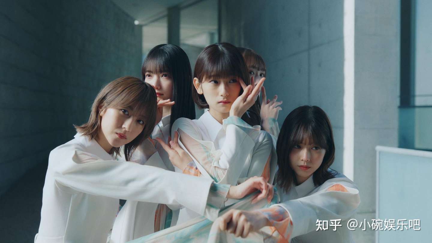 换个马甲我也认识你 曾经的欅坂46 如今的樱坂46 发新歌了 知乎