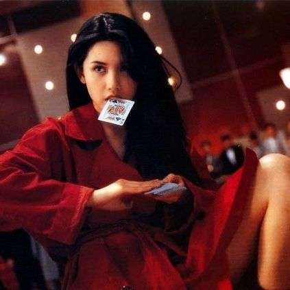 如何评价邱淑贞年轻时的长相?