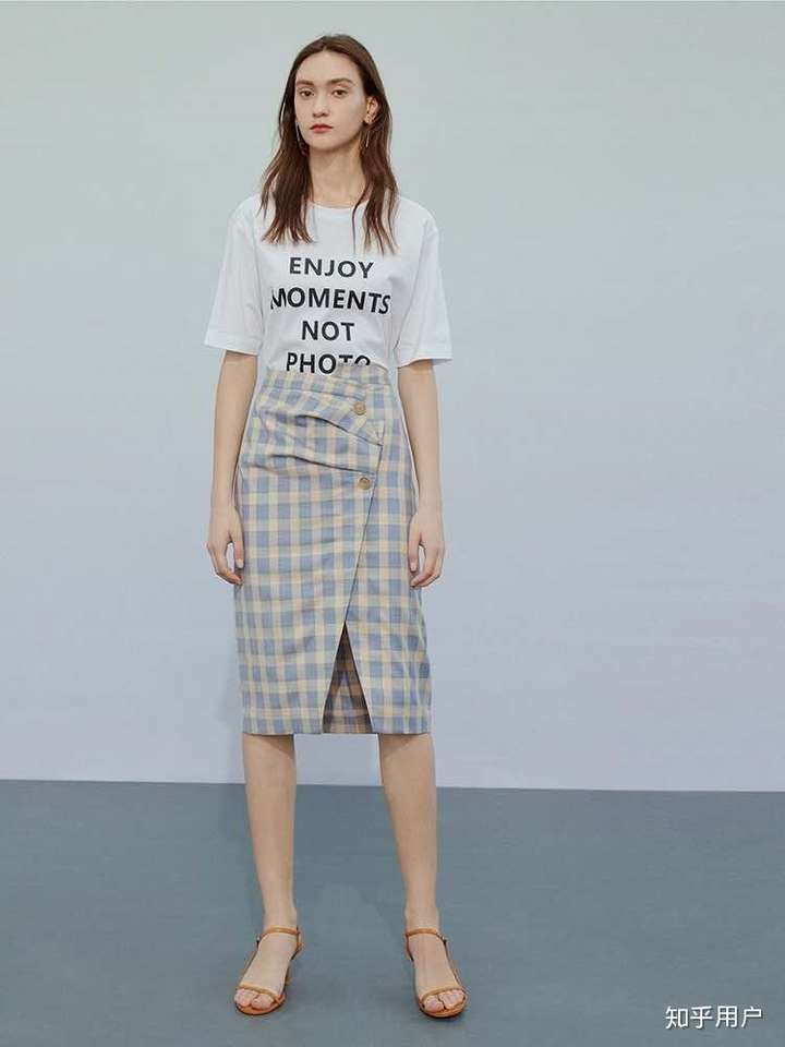 老被人说穿搭土,请问大家能帮我看看我的近期穿搭,给点意见吗?