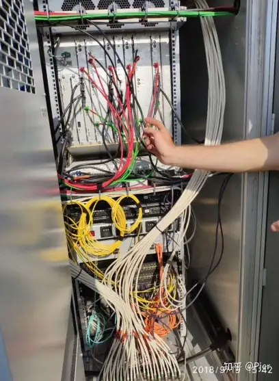 射电望远镜的工作原理是什么?6 射电望远镜的工作原理是什么?