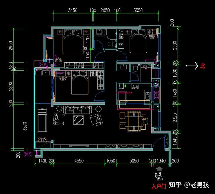 不做開放廚房,廚房冰箱後小電器沒地方放,入口處的餐邊櫃會堵不?