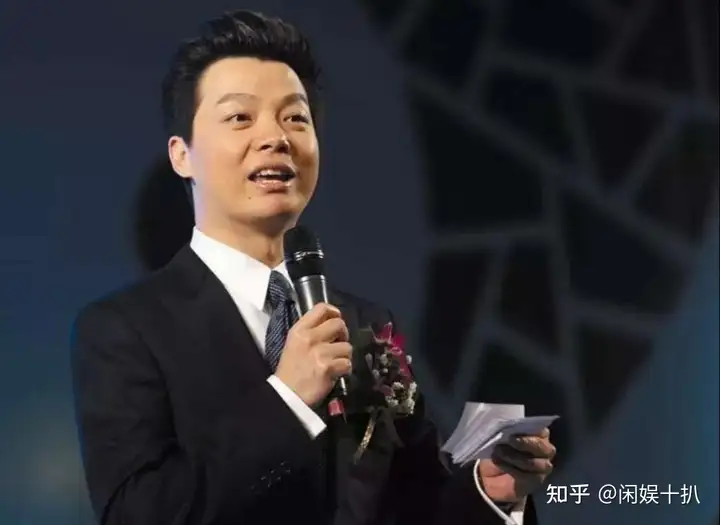如何看待央视春晚任鲁豫的主持？