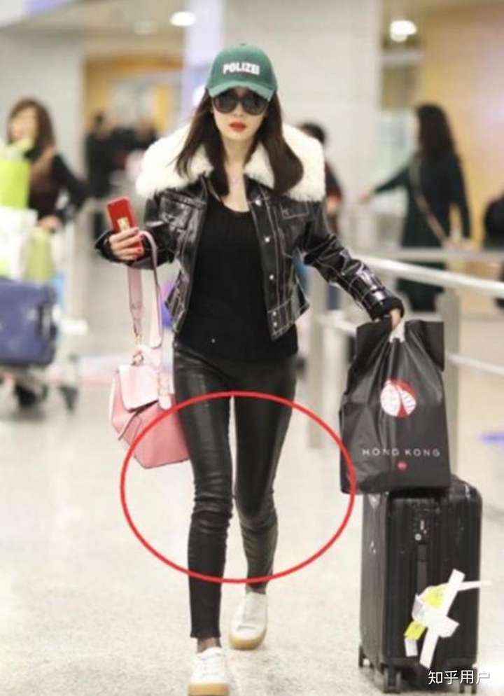 所以不差,称不上好而已……只说身材不说脸 还有林允儿的o型腿