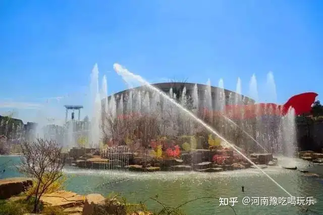 一生必追的一部大型山水实景剧，司徒小镇+千年铁魂打铁花演出
