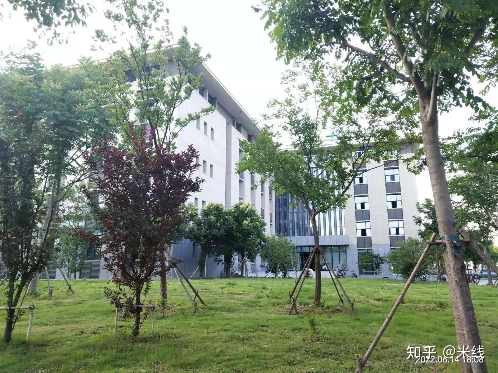 米线 的想法: 安徽科技学院校园美景 ,虽然蚌埠不大,… - 知乎