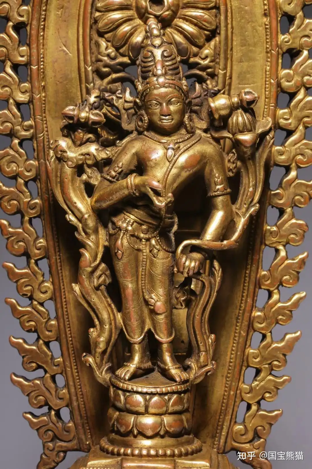古銅鎏金八臂観音立像 伝世品仏像 仏教美術 ウブ品 入手困難骨董WWST035 仏像 四臂観音 銅製 22cm｜大阪の仏像通販・販売なら仏像専門店