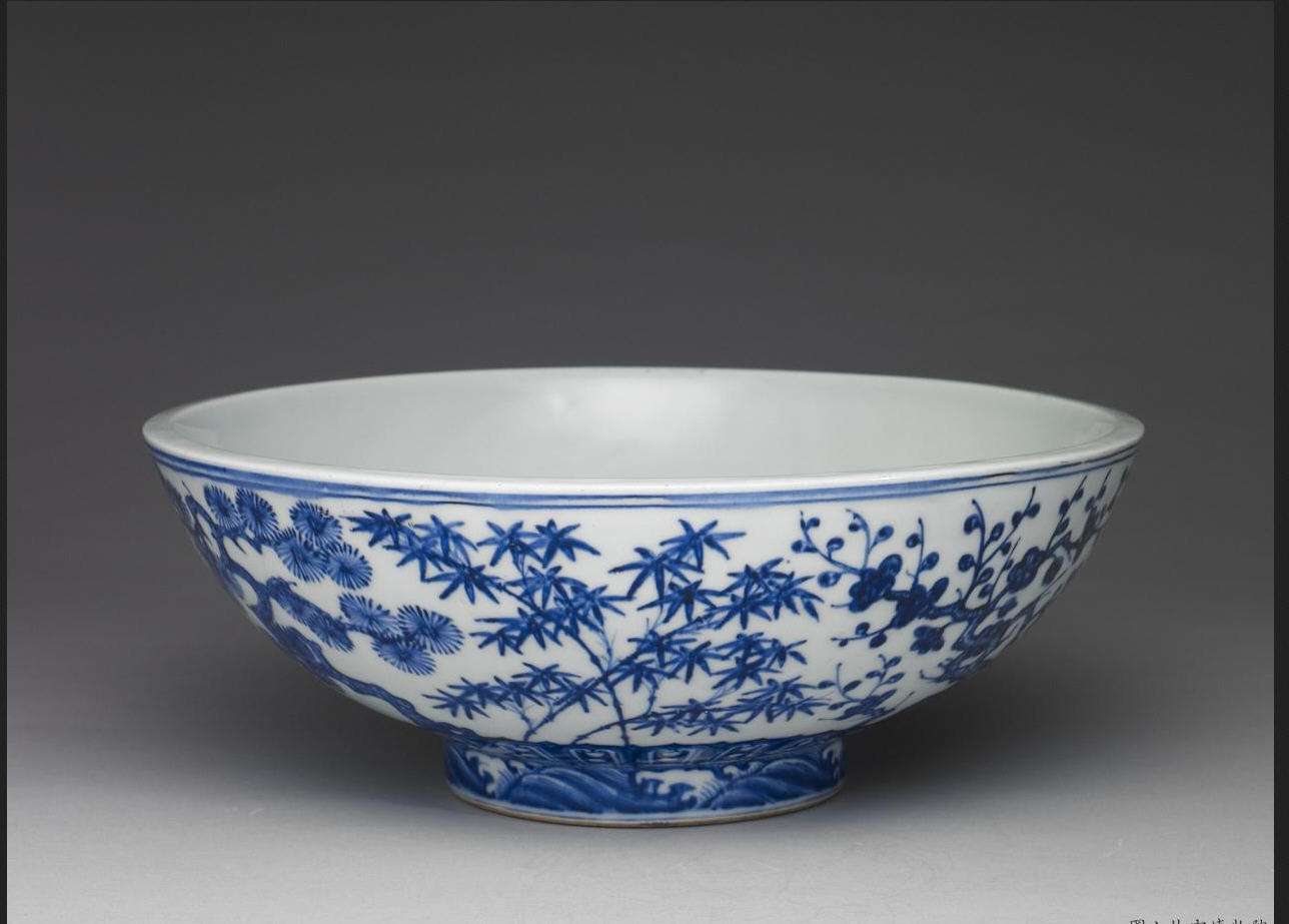 心中即天下 的想法: 明宣德青花岁寒三友纹骰子碗,高11.