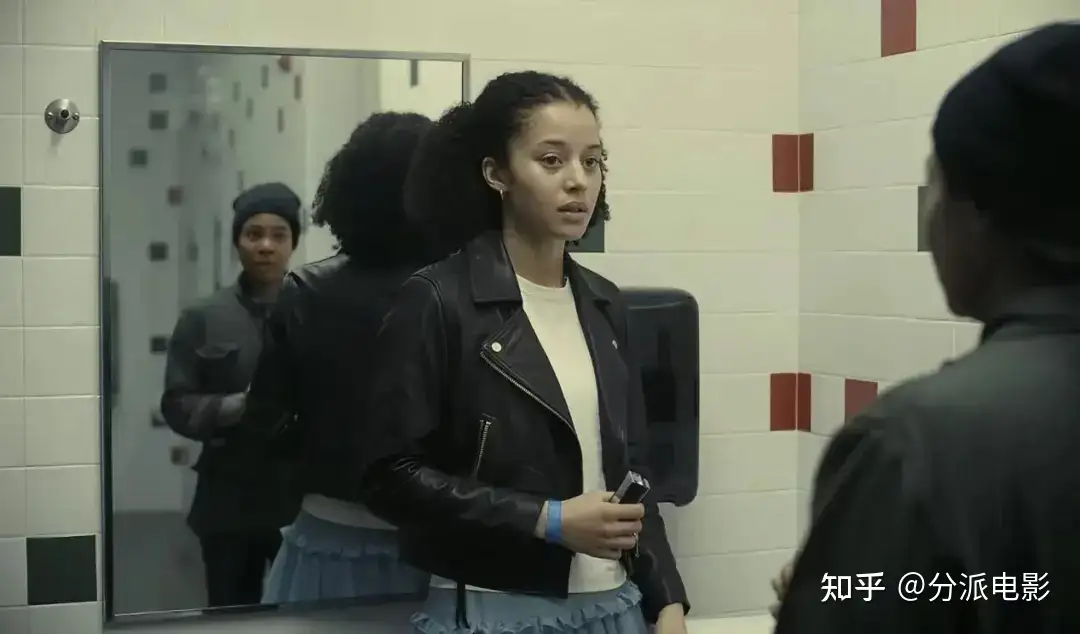 《一战再战》豆瓣8.2，今年必看的R级尺度神作！