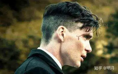 请问我想剪汤米谢尔比发型,请问有参考图? - 知乎